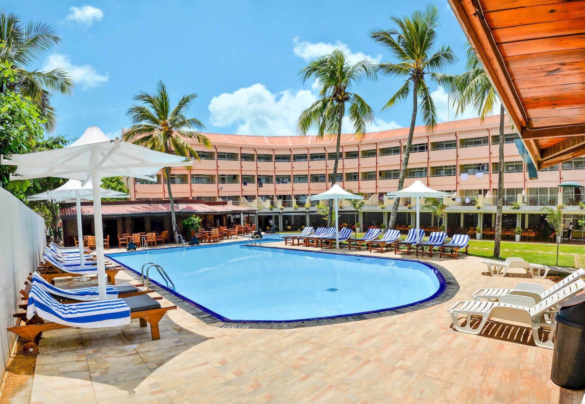 Paradise Beach Hotel Negombo Dış mekan fotoğraf